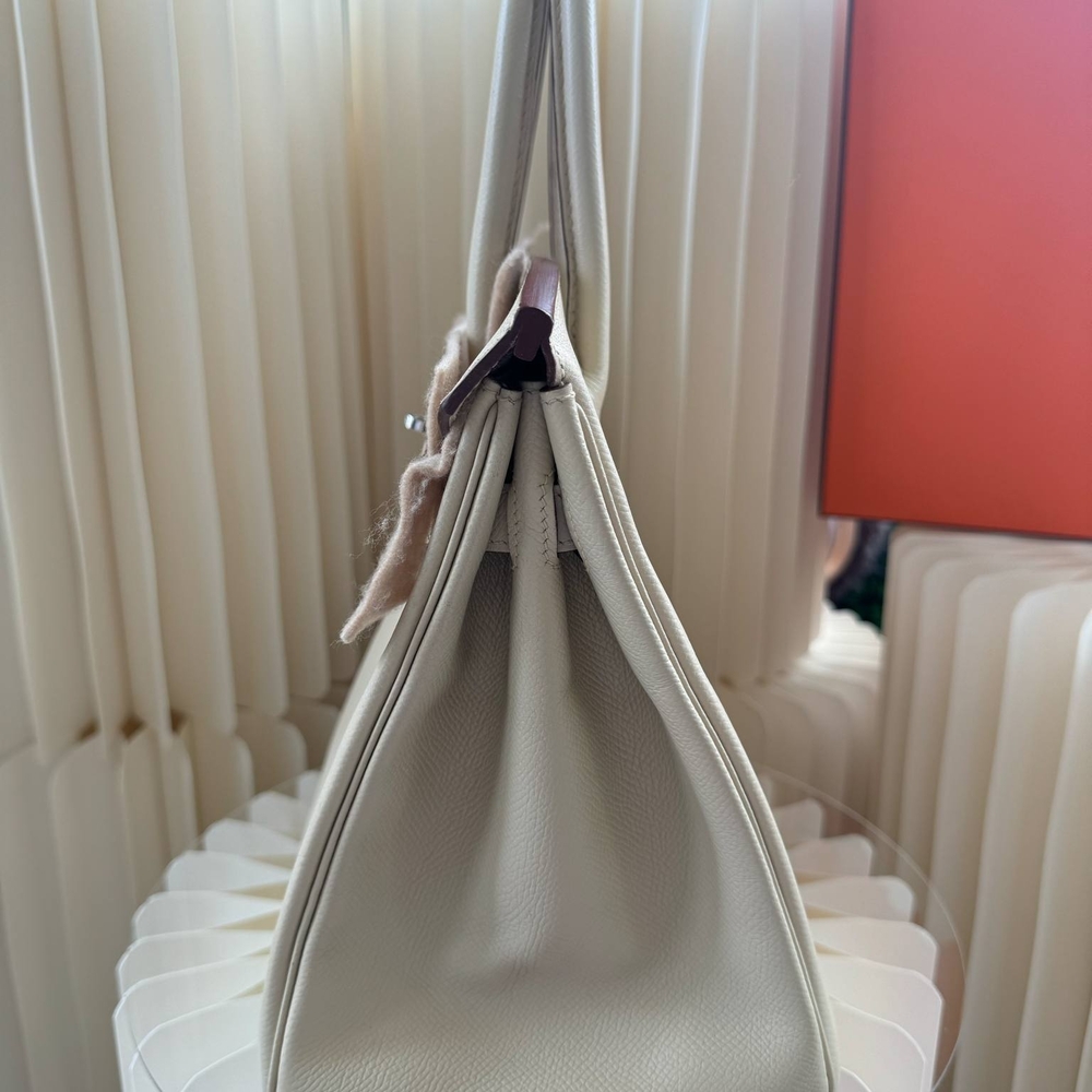 Hermes Cream Satchel with Structured Design and Silver Hardware - Picture 9 of 16